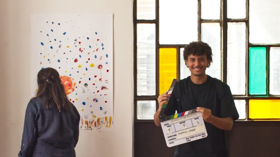 Documentary “Diario di un’artista” Examines Fragility Through Art Therapy