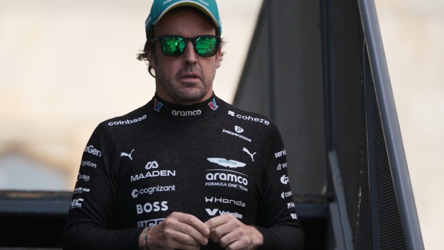 Fernando Alonso Extends Aston Martin Deal Through 2027