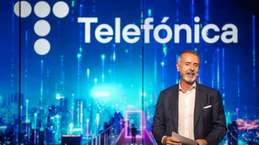 AI Anxiety Hits Telecoms as Meta Model Triggers Telefónica Share Drop