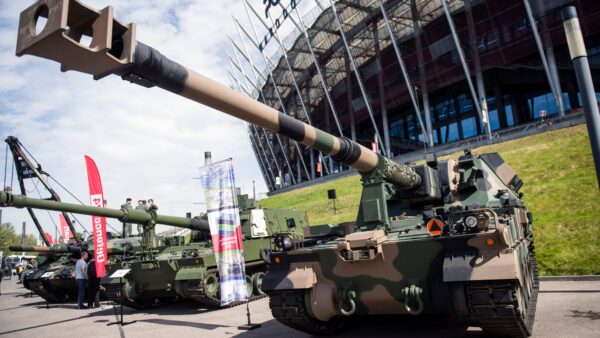 Spanish SMEs claim military modernization programs lag behind targets