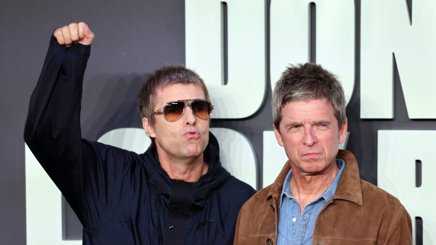 Police Warn of Online Ticket Scams Ahead of Oasis Concert in Rome