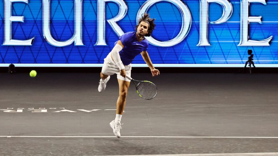 Alcaraz defeats Fritz in dramatic finish at London O2