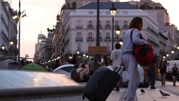 Spain Tightens Rules on Seasonal Rentals, Demands Proof of Temporary Use
