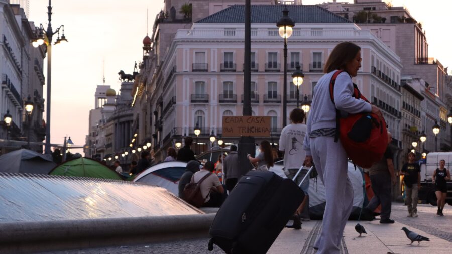 Spain Tightens Rules on Seasonal Rentals, Demands Proof of Temporary Use