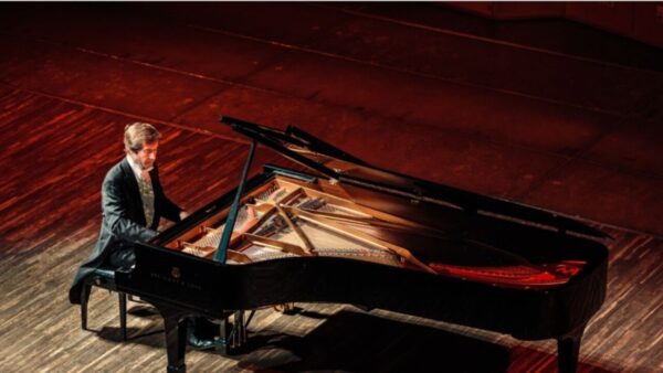 Sergei Lugansky Leads Rachmaninoff Piano Concerts and Symphony Finale at Santa Cecilia