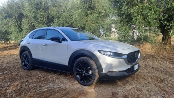 Mazda CX-30 Mild‑Hybrid Offers Low Fuel Use and Versatile Comfort