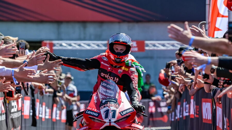 Alvaro Bulega clinches Superbike world title, first Italian Ducati champion since Biaggi