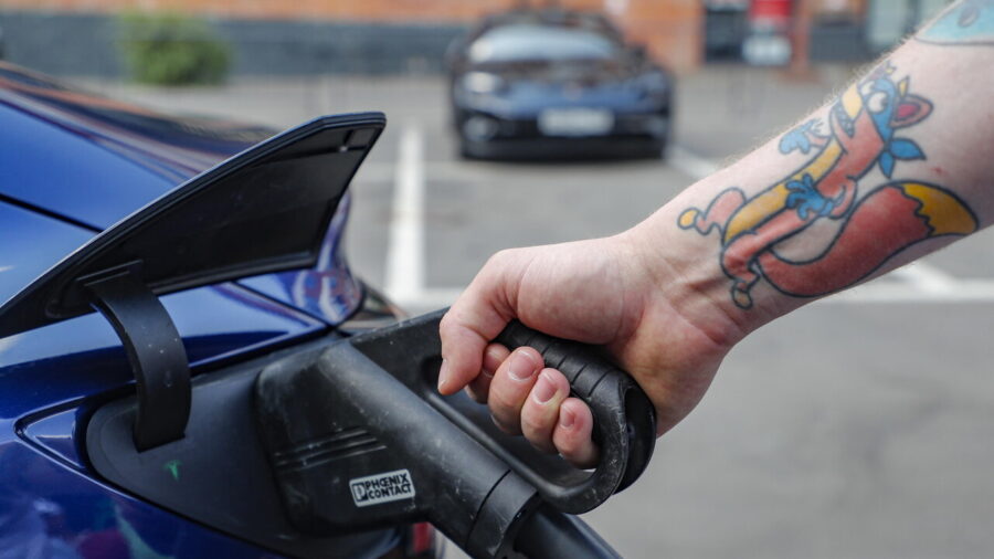 Motus‑E Presents Four Plans to Boost Italy’s Electric Mobility