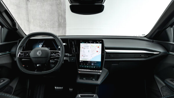 Renault Megane E-Tech Electric Gains Extended Range and Enhanced Driving Dynamics