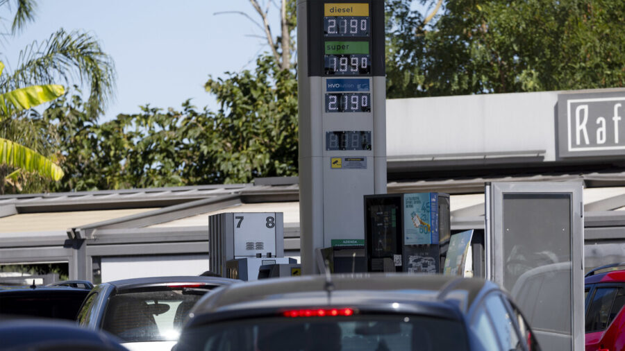 Highway Fuel Prices Drop Below €2.20 per Litre, Diesel at €2.38