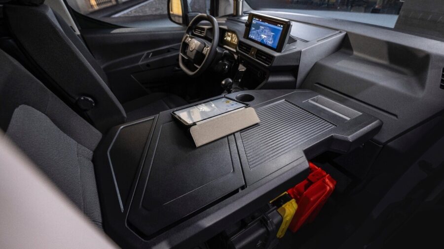 Stellantis Launches Orders for New Smart Compact Van Across Four Brands