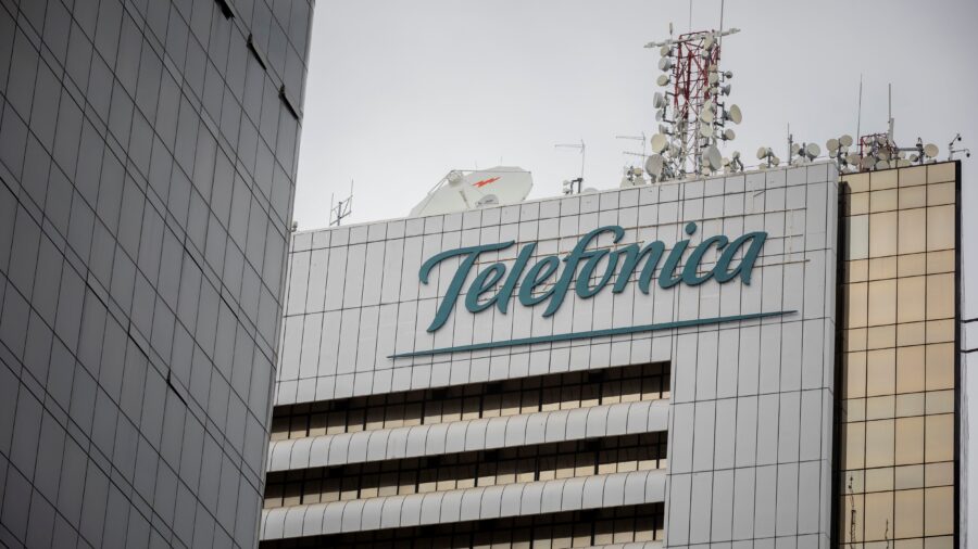 Telefónica Considers Sale of Venezuelan Unit Amid Exit Plans
