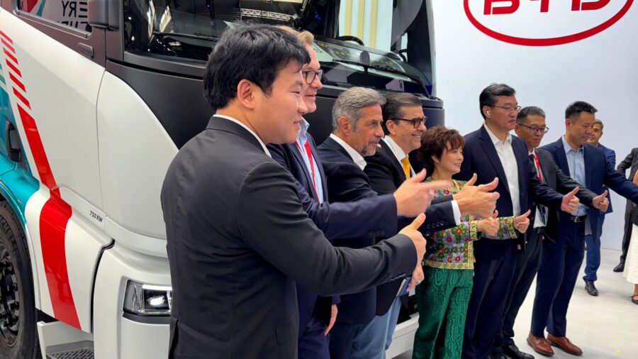 BYD Targets Toyota for Global Sales Lead by 2030