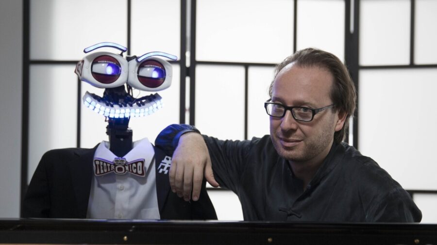 Pianist Roberto Prosseda to Perform Alongside TeoTronico Robot in Bologna