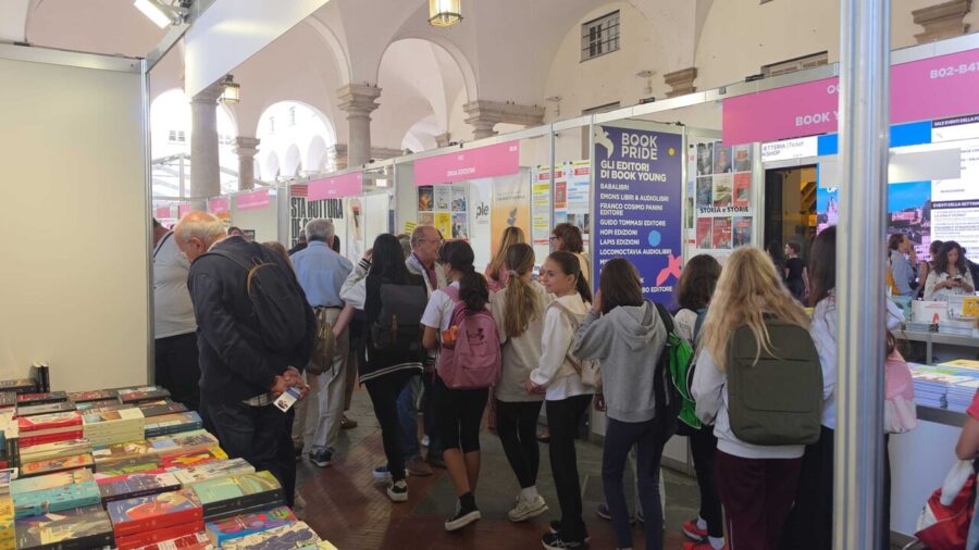 Genoa Book Pride: A Haven for Independent Readers
