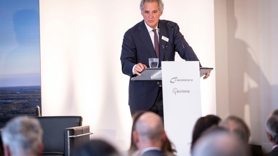 Acciona Seeks Premium Valuation for Renewable Energy Subsidiary Sale