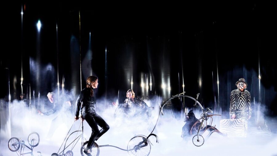 Thierrée-Chaplin Family Brings Rendez-Vous to Parma Teatro Due