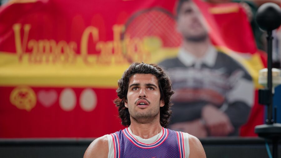 Zizou Bergs Upsets Carlos Alcaraz in Shanghai Masters Third Round
