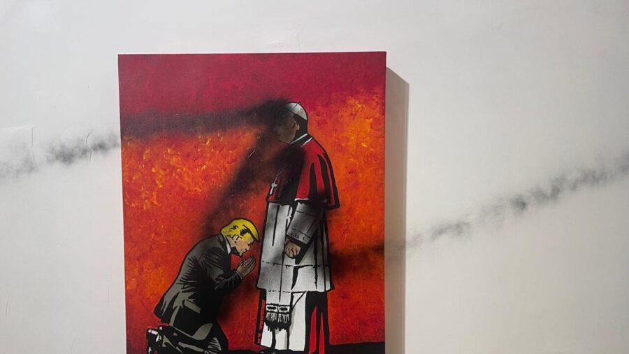 Laika Art Exhibition Vandalized by Masked Assailants in Rome