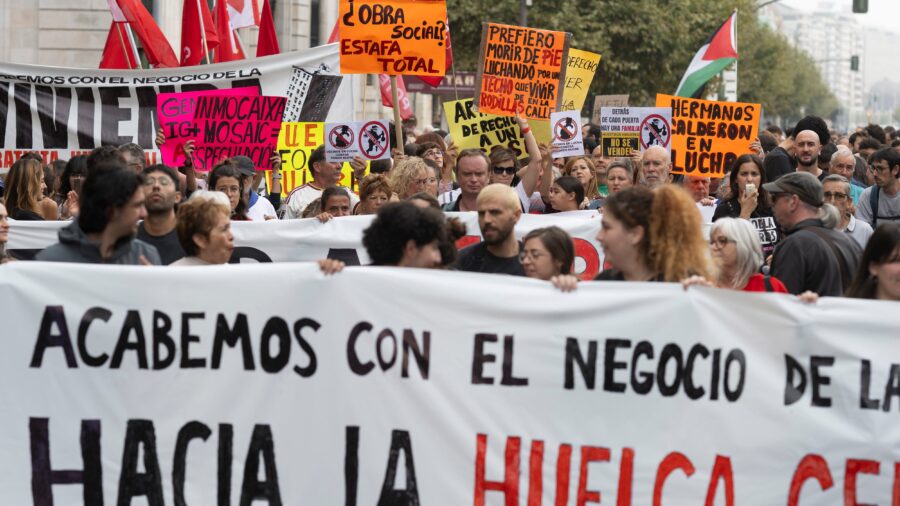 CGT Union Pushes for General Strike Over Housing Crisis
