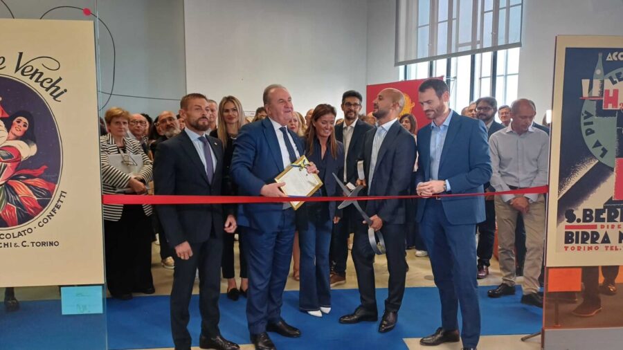 A Century of Phone Books Comes Alive at Turin’s ‘Cento anni di Connessioni’ Exhibit