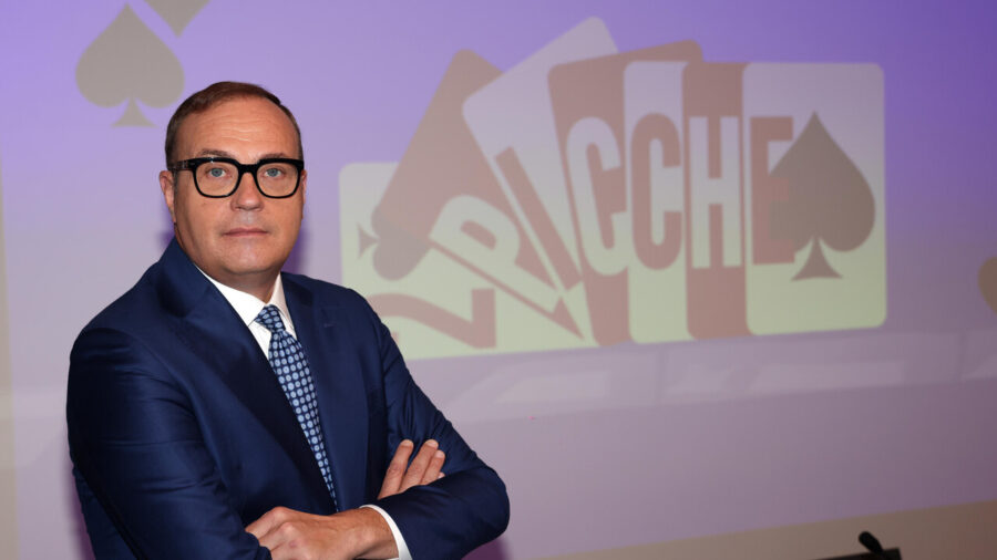 Tommaso Cerno Returns with 2 di Picche to Spark Fresh Debate