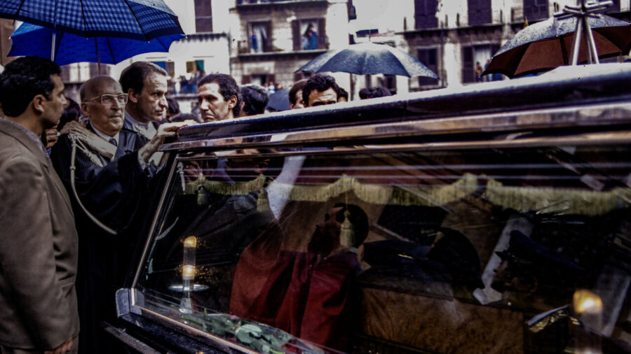 Luciano del Castillo Photo Exhibition Opens in Caltanissetta
