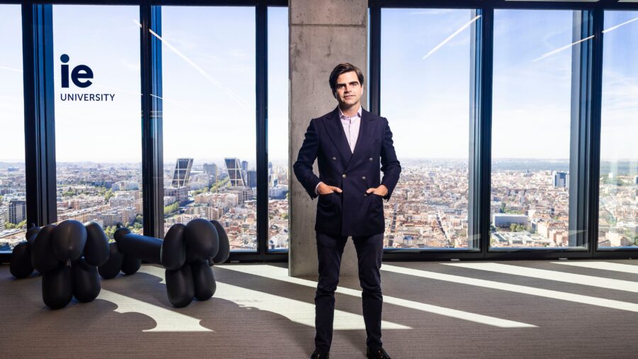 IE University President Diego del Alcázar Explores Technology in New Novel