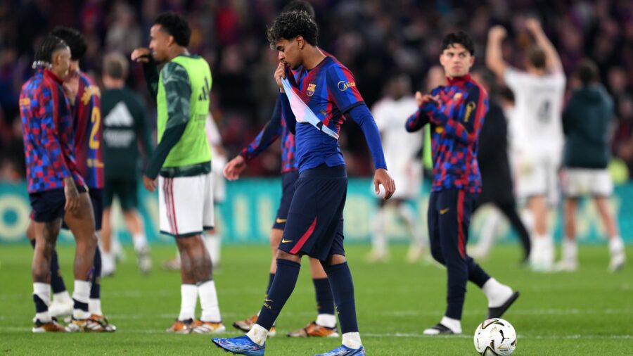 FC Barcelona Struggles With Consistency Under Hansi Flick