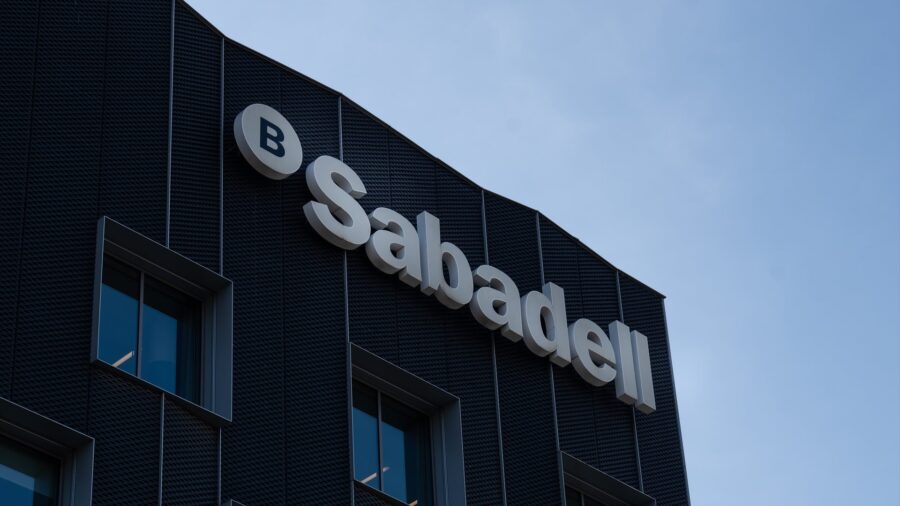 Banco Sabadell Expands Bizum Payment Services to 340,000 Retailers
