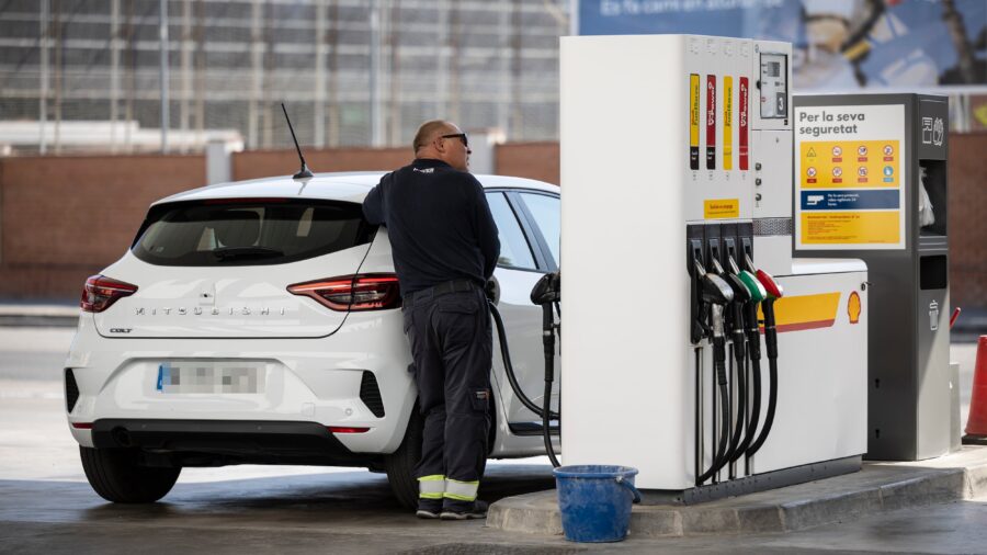 Spain Confirms Fuel Tax Relief Following September Inflation Data