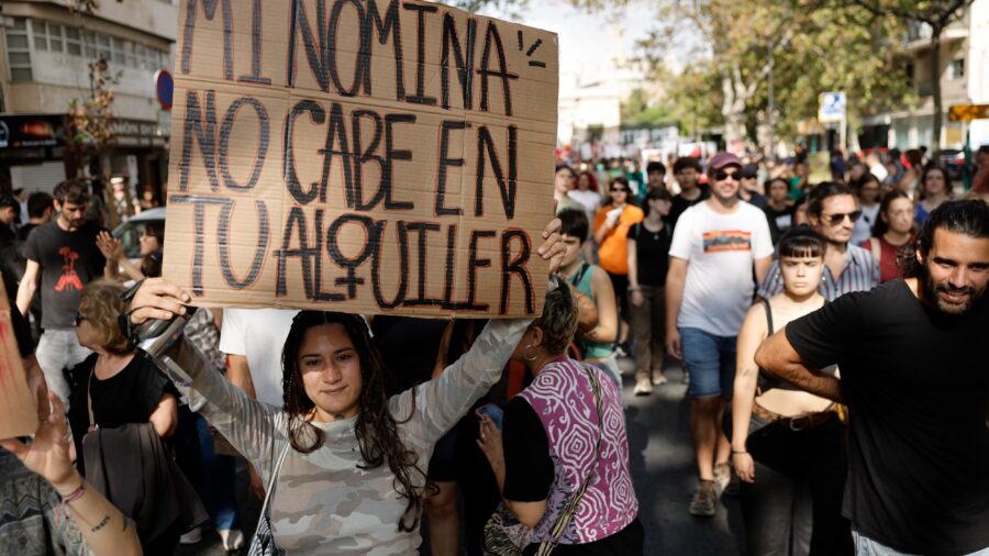 Spanish Housing Costs Outpace Wages by Nearly Fourfold, Union Report Finds