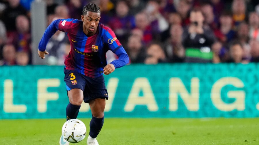 Barcelona Places Alejandro Balde on Transfer Market Amid Squad Reshuffle