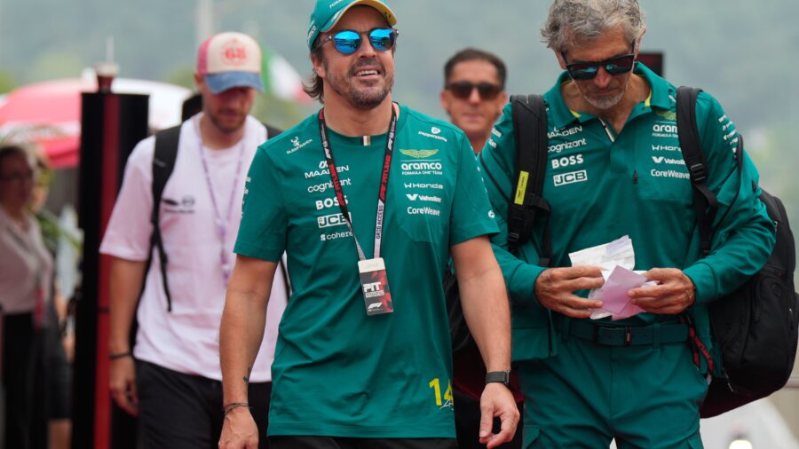 Fernando Alonso Eyes Return to the Dakar Rally