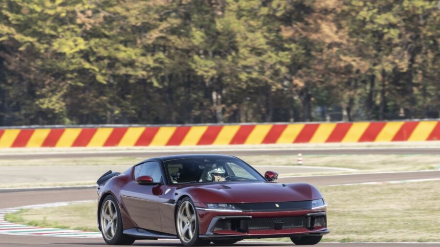 Ferrari Debuts 12 Cilindri Model With Manual Transmission Technology