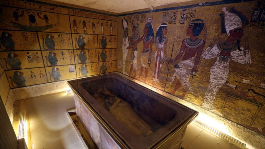New Radar Scans Cast Doubt on Nefertiti Tomb Theory