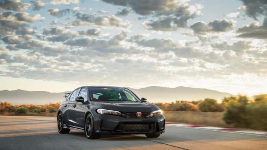 The 2027 Honda Civic Type R is Coming to the U.S.