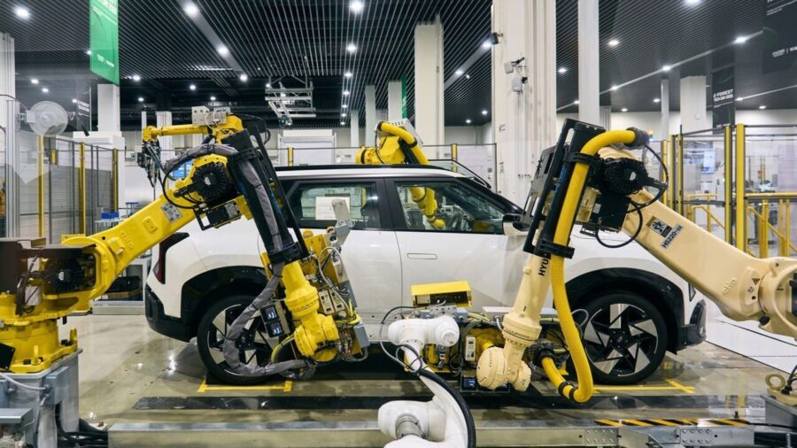 Hyundai and Kia Launch AI-Driven Smart Factory Development
