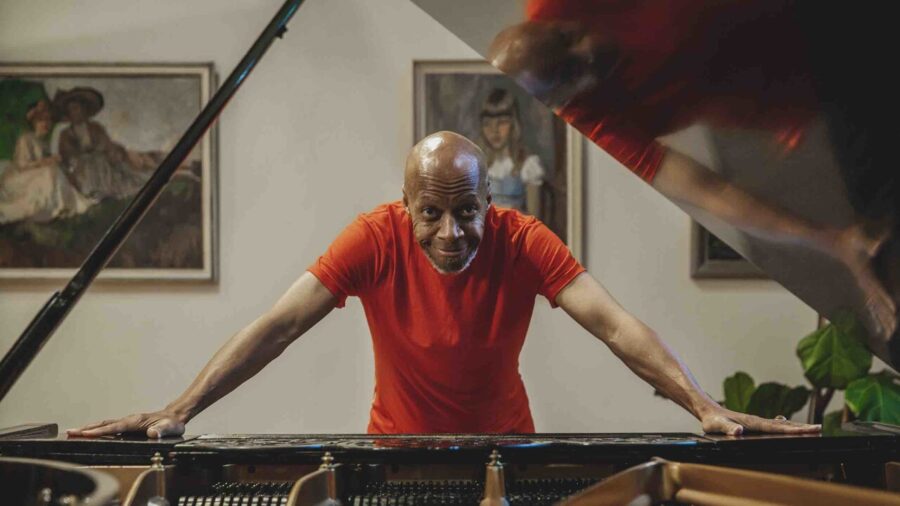 Laraaji Kicks Off the Venice Biennale Musica