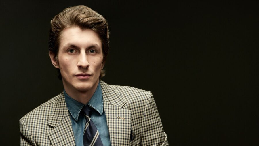 Dunhill Named Guest Designer for Pitti Uomo 111