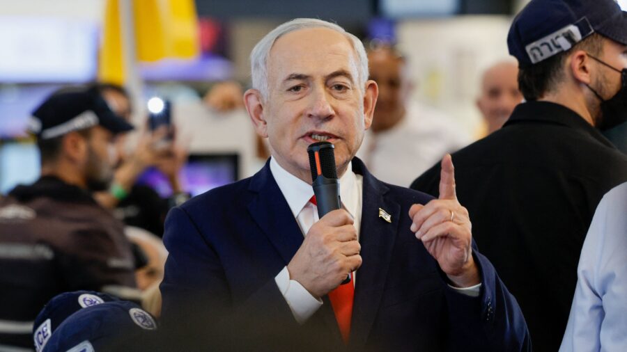 Netanyahu Leads Polls Ahead of Israeli Election as Economy Outpaces OECD Average