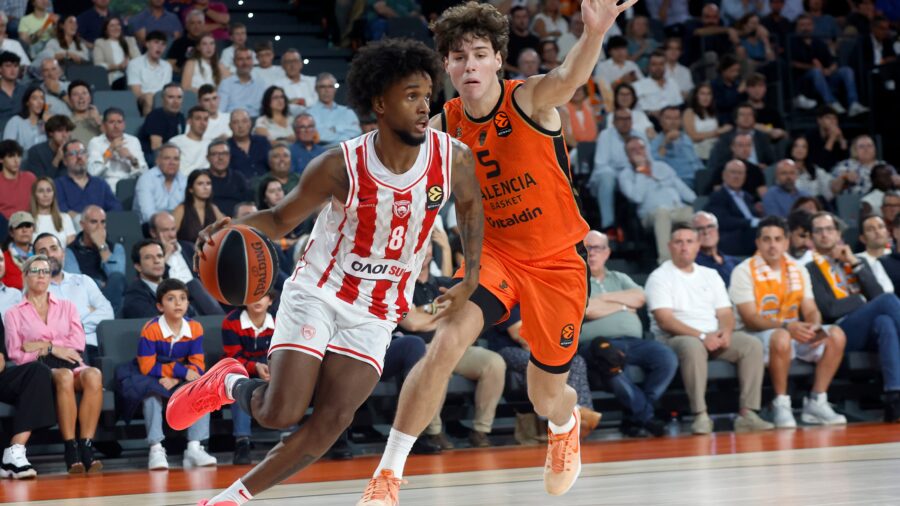 Olympiacos Overcomes 28-Point Deficit to Defeat Valencia Basket