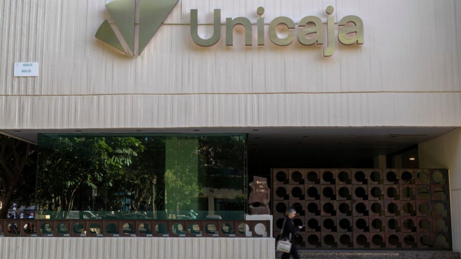 Foundation Unicaja Pushes for New Bank President Amid Succession Search