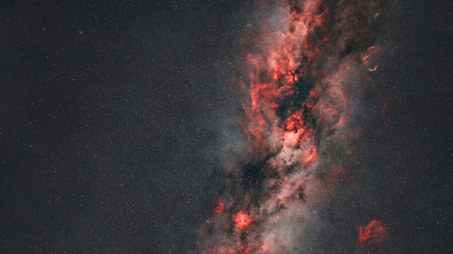 Stunning Milky Way Photo From Italy Earns Top Honors in London