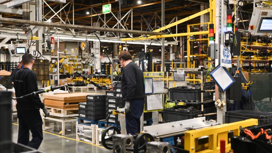 Inflation Outpaces Wage Growth, Eroding Worker Purchasing Power