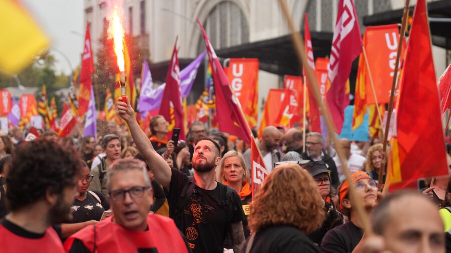Spanish Labor Strikes Surge Ahead of November General Strike