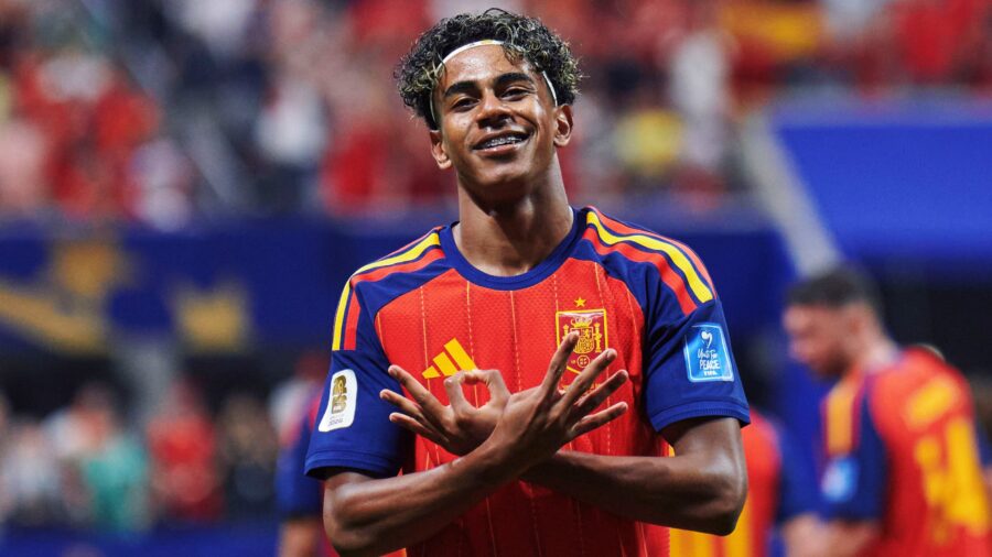 Global Football Industry Shows Economic Growth Through Tournaments and Transfers