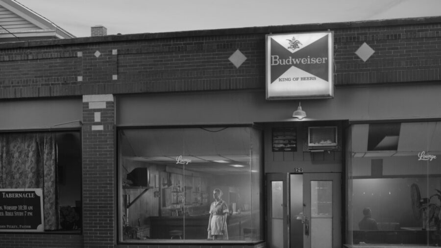 Gregory Crewdson’s Eveningside Photography Exhibition Comes to Reggio Emilia