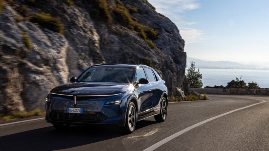Lancia Unveils the New Gamma: An Italian-Made Fastback Crossover