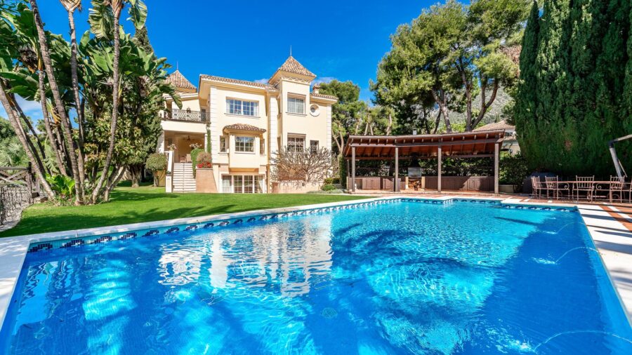 Luxury Living: A Stunning Marbella Estate Hits the Market